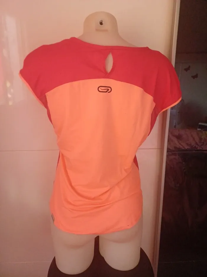 Tee shirt sport respirant taille 40 - photo numéro 4