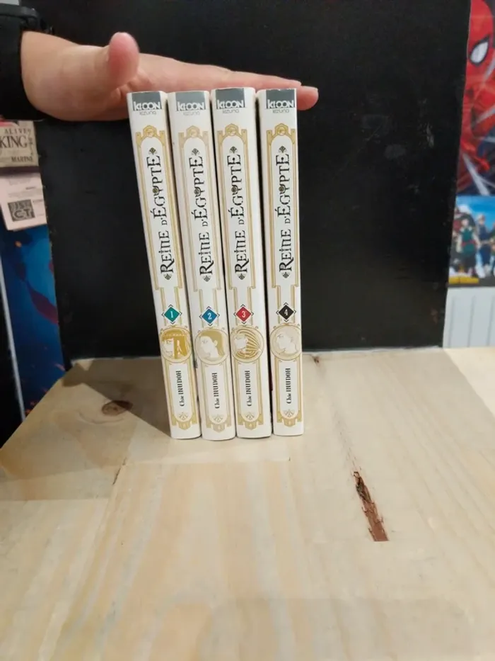 Lot La Reine d’Égypte – Tomes 1 à 4 - photo numéro 2