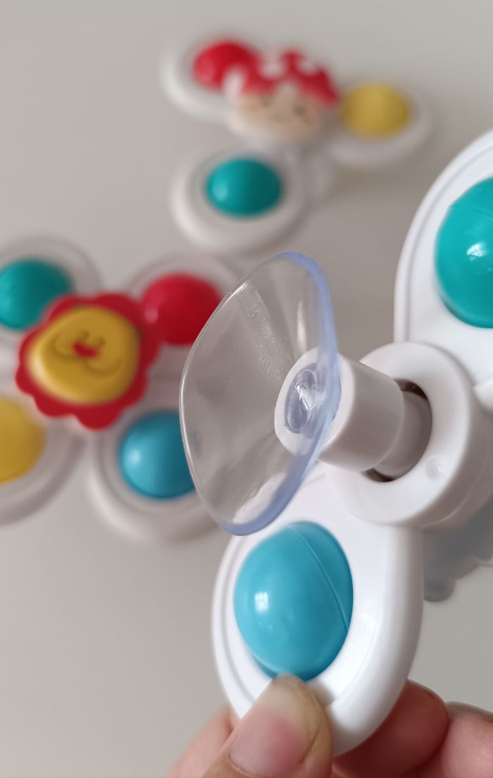 NEUF 💚 Spinners bébé  x3 Toupie avec ventouse .  jouet d'éveil sensoriel - photo numéro 2