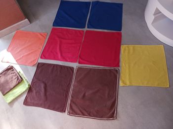 lot de 10 serviettes de table colorées