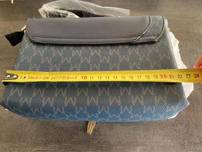 Sac bleu. - photo numéro 5