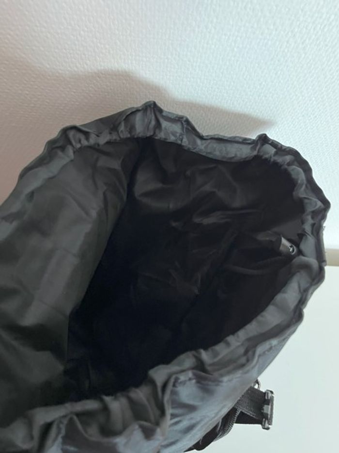 Sac de randonnée noir 45 litres - photo numéro 6