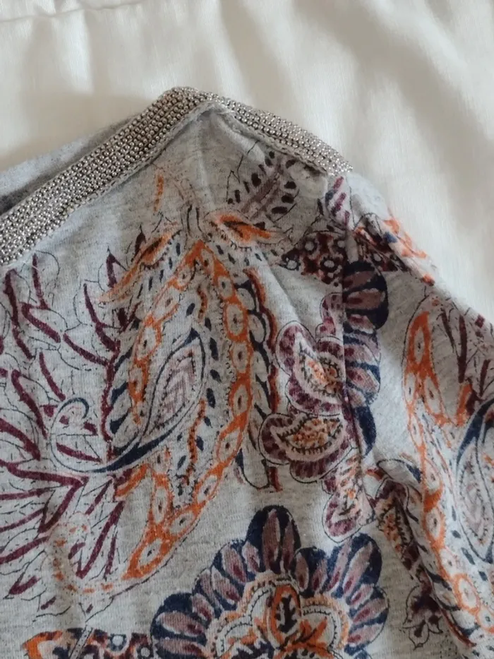 Haut taille 42 - photo numéro 3