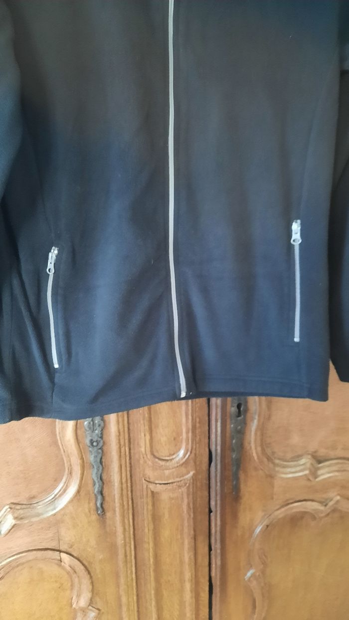 Gilet polaire zippé taille S - photo numéro 4