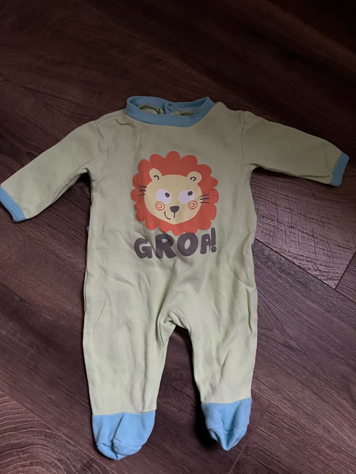 Pyjama 1 mois - photo numéro 2
