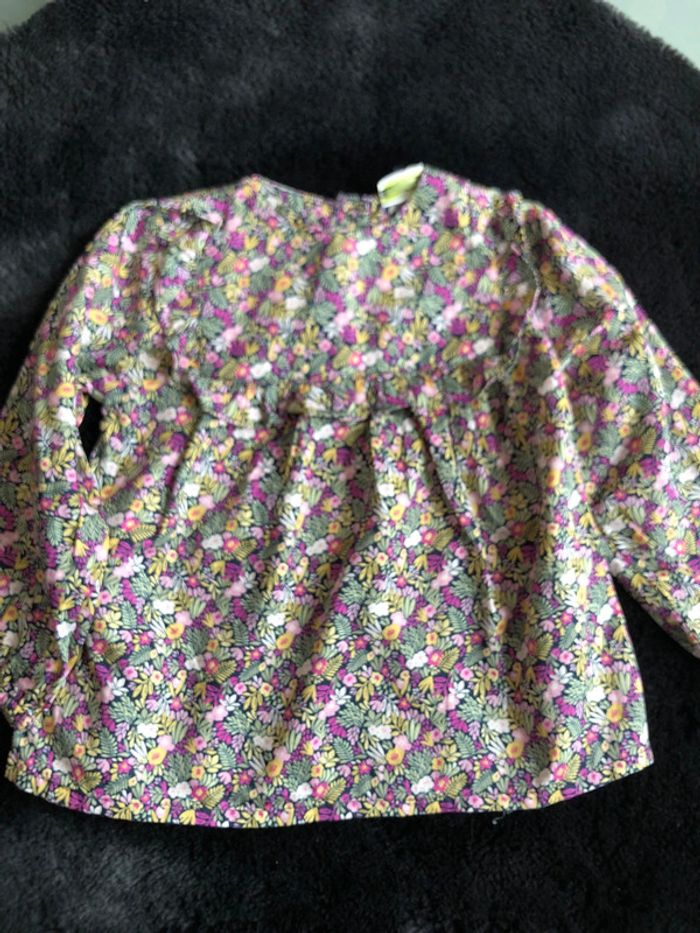 Blouse tape à l’œil 23 mois