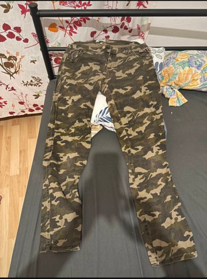 Jeans femme militaire taille 44💐