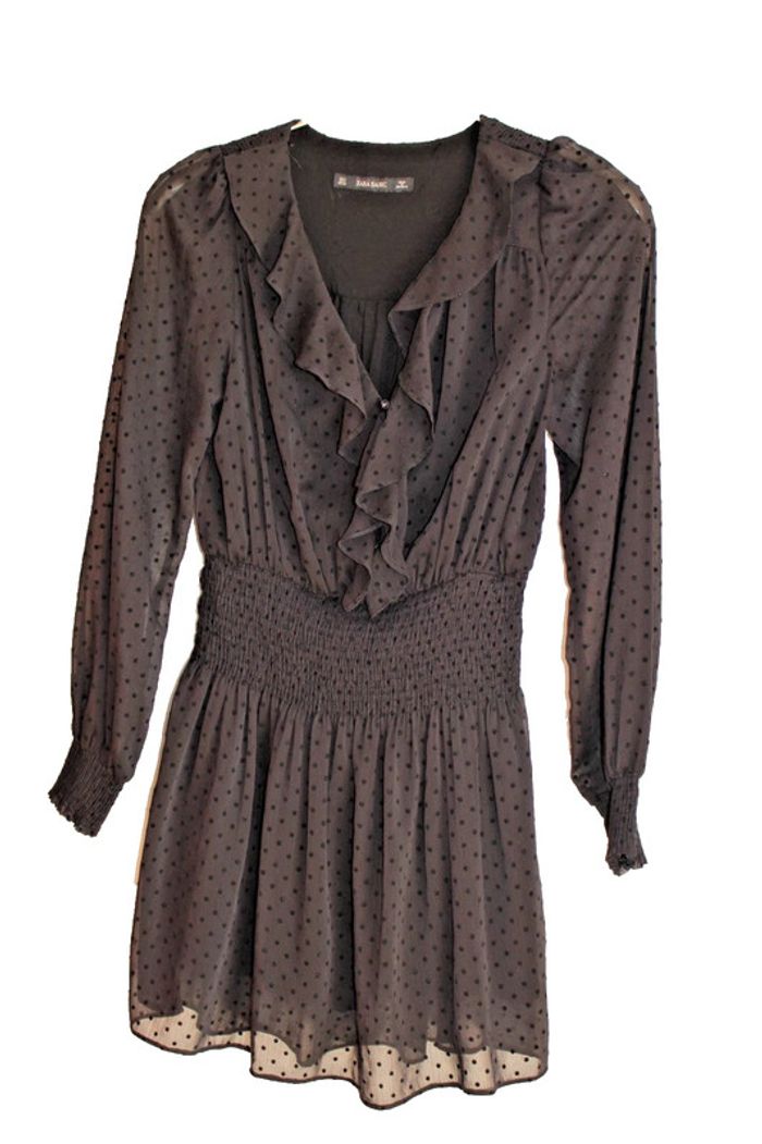robe courte en voile doublée  marque zara taille indiquée S = 36/38