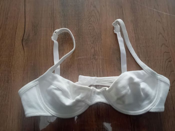 Soutien gorge armatures - photo numéro 2