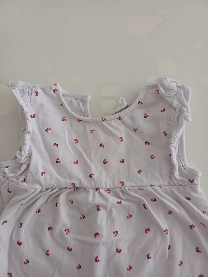 Robe taille 12 mois - photo numéro 2