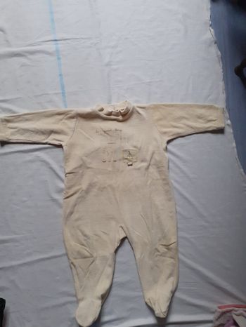 Babygros jaune clair