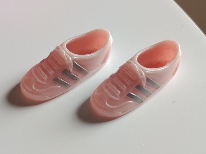Lot paires de baskets Barbie vintage - photo numéro 2