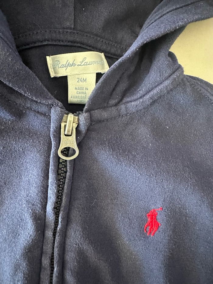 Gilet à capuche+ chemise + pull sans manches 24 mois - photo numéro 3