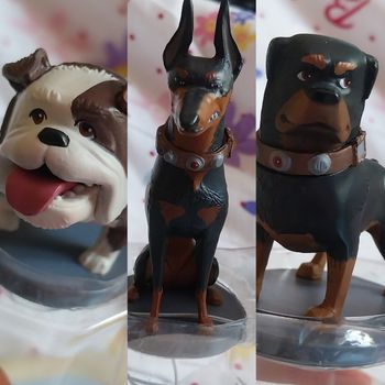 3 Figurines chiens Alpha Bêta Gamma Up Là-Haut Pixar