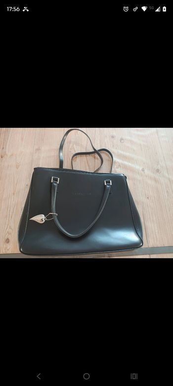 Sac Lancaster noir cuir avec bandoulière
