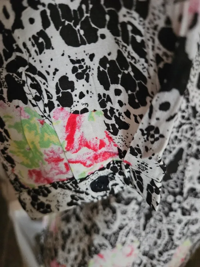 Blouse noire blanc multicolore Melya Melody Taille S (plutôt un grand M) Neuf - photo numéro 4