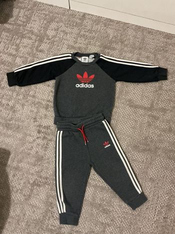 Ensemble Adidas 18/24 mois
