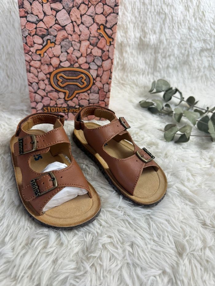 Paire de sandales Stones and Bones taille 31 - photo numéro 2