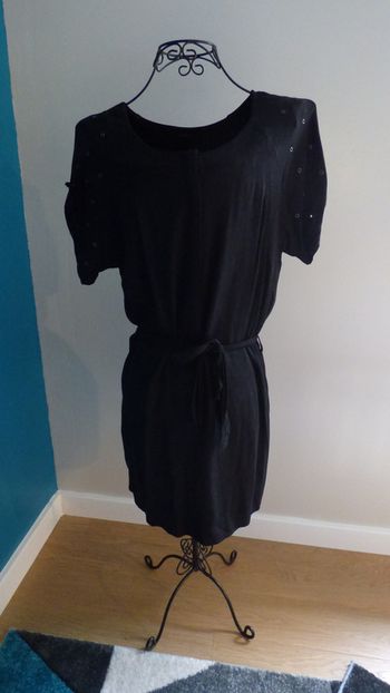 Robe IKKS taille 40