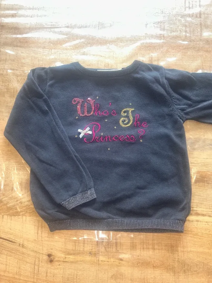 Pull bébé fille