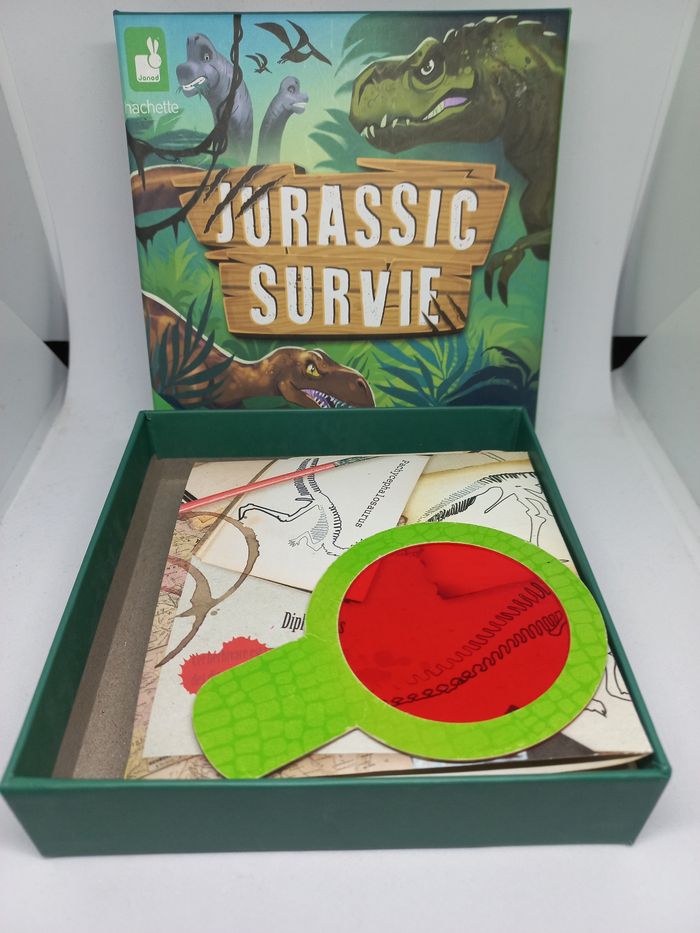 Jeu jurassic survie janod hachette - photo numéro 2