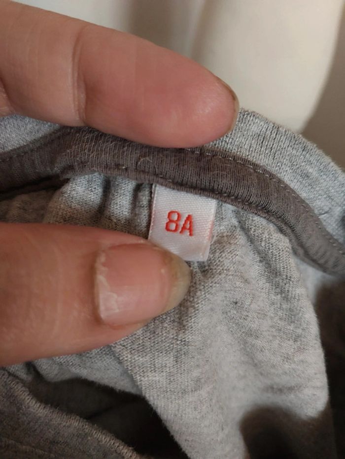 Tee-shirt gris à manches longues spiderman Taille 8 ans - photo numéro 2