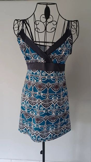 haut bleu et noir t2