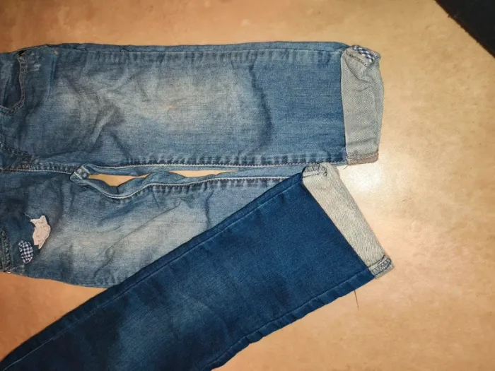 Jeans fille marque diverses taille 23 et 18-24 mois - photo numéro 2