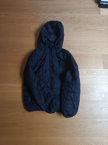 Manteau H&M noir, taille 10 ans, très bon état 
