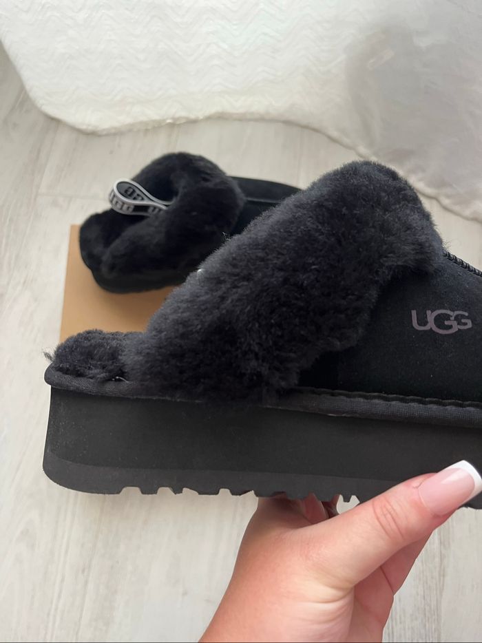 Chaussons UGg - photo numéro 3