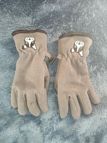 Gant dopodopo
Taille 5/8 ans