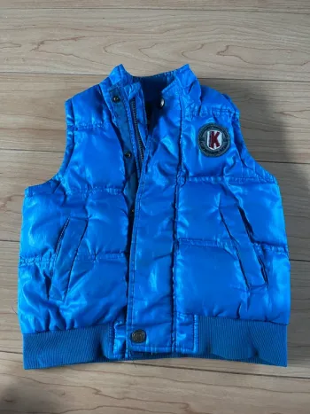 Veste sans manche ikks 4 ans