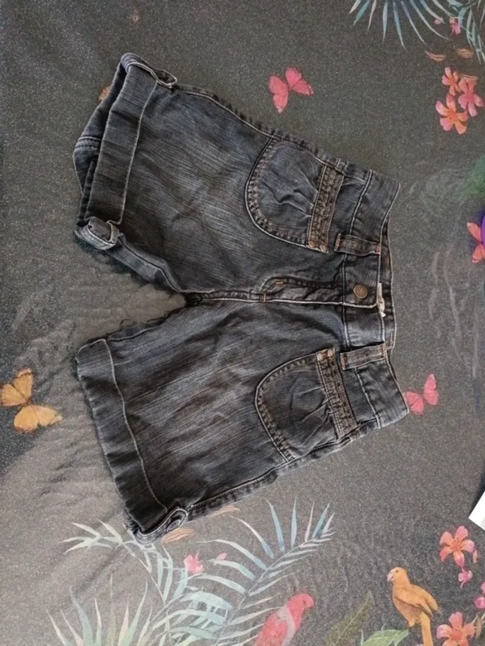 Short jean tape a l'oeil 10 ans