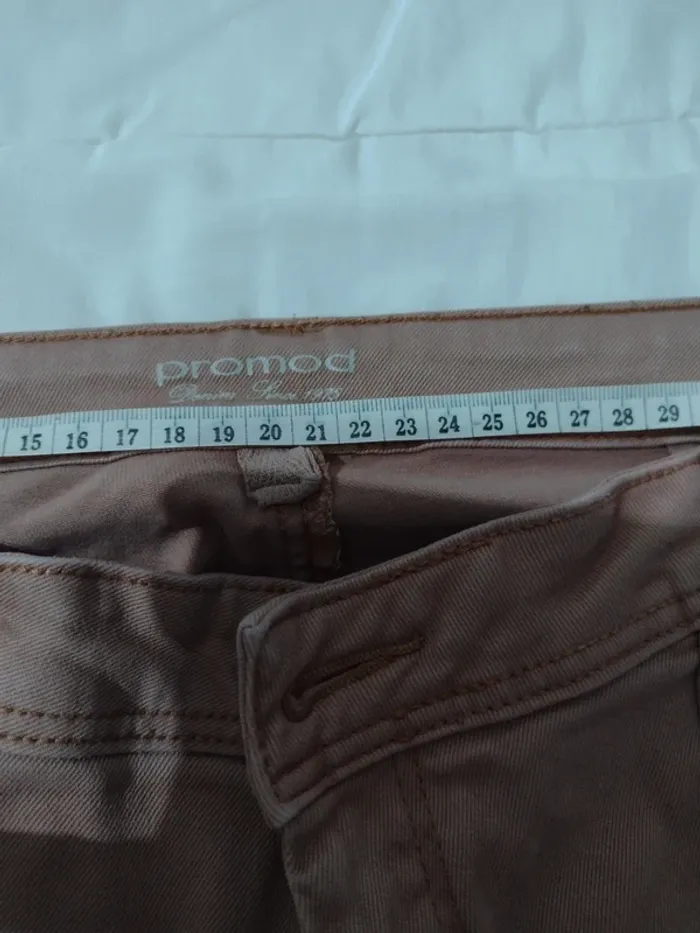 Jean taille 42 - photo numéro 2