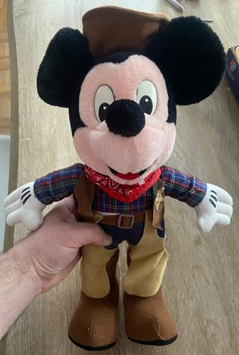 Peluche mickey cowboy disney