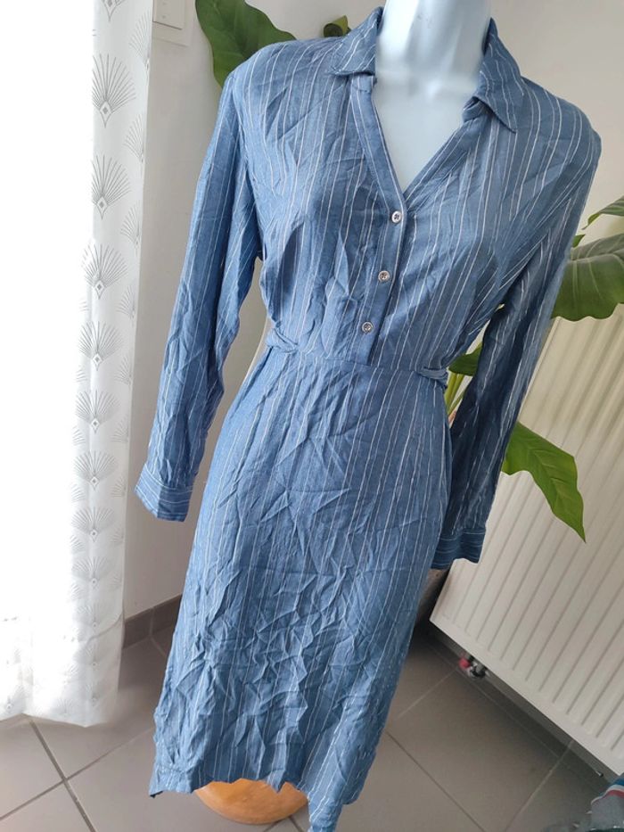 Superbe robe chemise