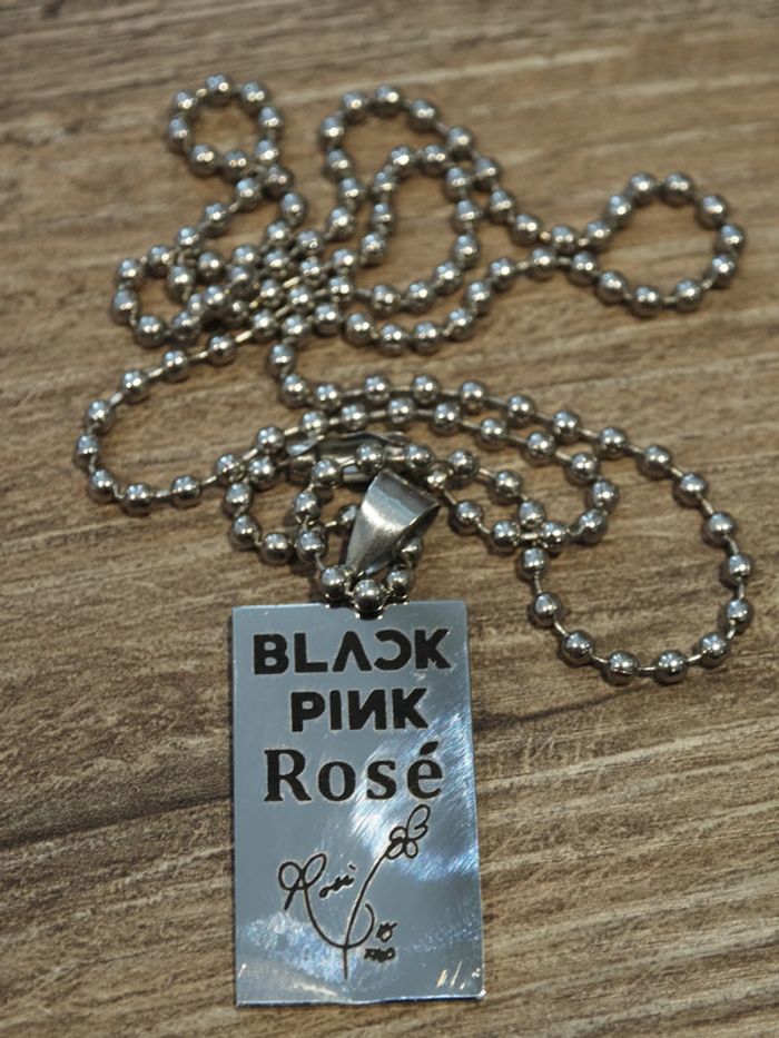 Collier Blackpink Rosé