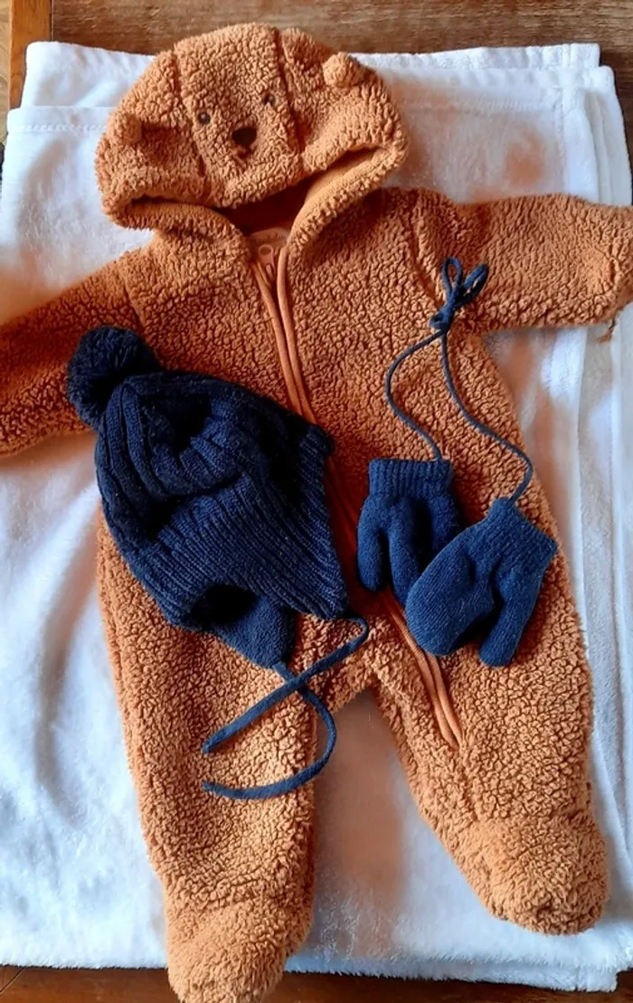Vêtements bébé - photo numéro 2