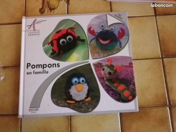 Livre Pompons en famille - Armani Cendrine (Auteur) 40 modèles - photo numéro 2
