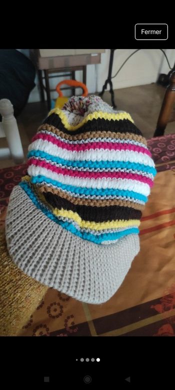 Très beau bonnet casquette neuf A1