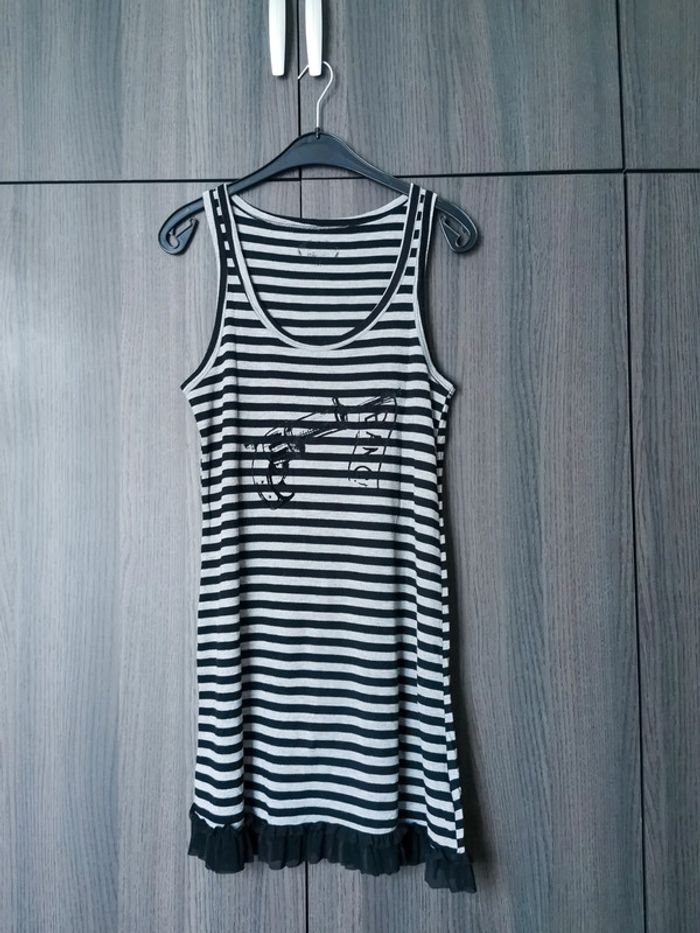 Robe légère rayée