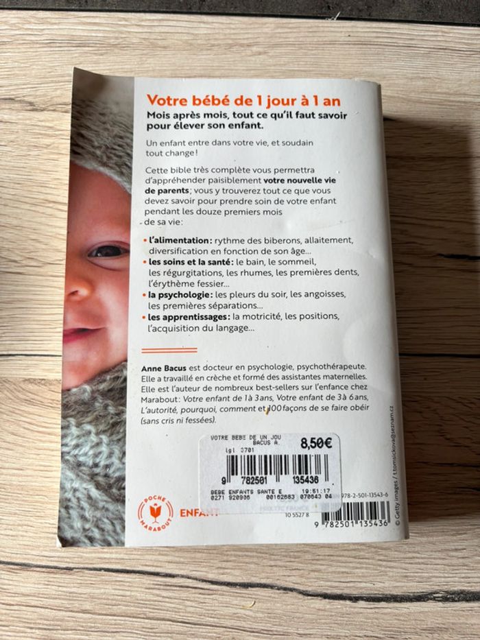 Livre votre bébé de 1 jour à 1 an - photo numéro 2
