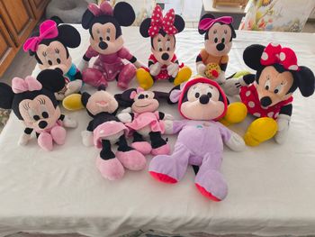 Lot peluche minnie