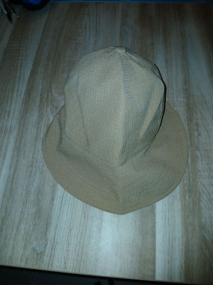 Casquette avec large visière,  resserable - photo numéro 2