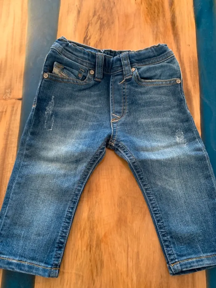 Jean Diesel taille 6 mois