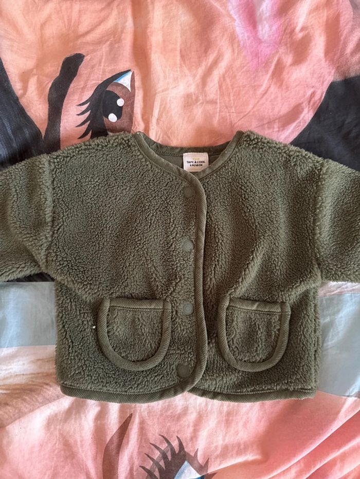 Veste polaire kaki 6 mis neuve tape à l’œil