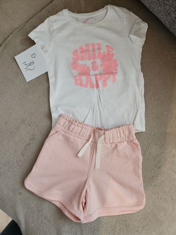 Ensemble tee-shirt et short