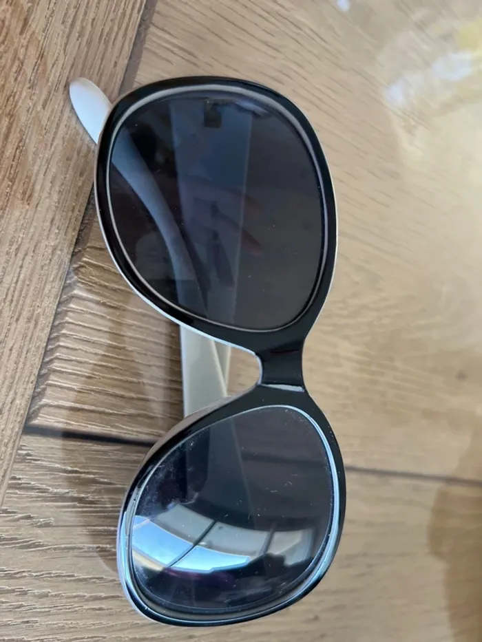 Lunette solaire