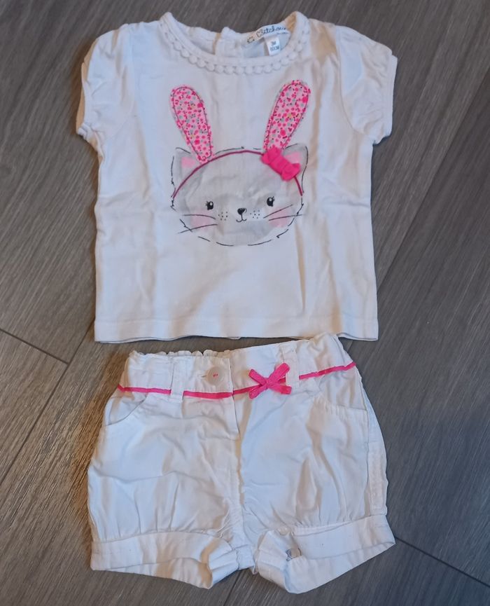 Ensemble t shirt + short 3 mois