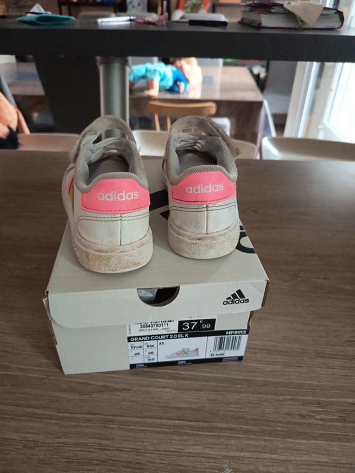 Basket adidas fille en taille 28 - photo numéro 3